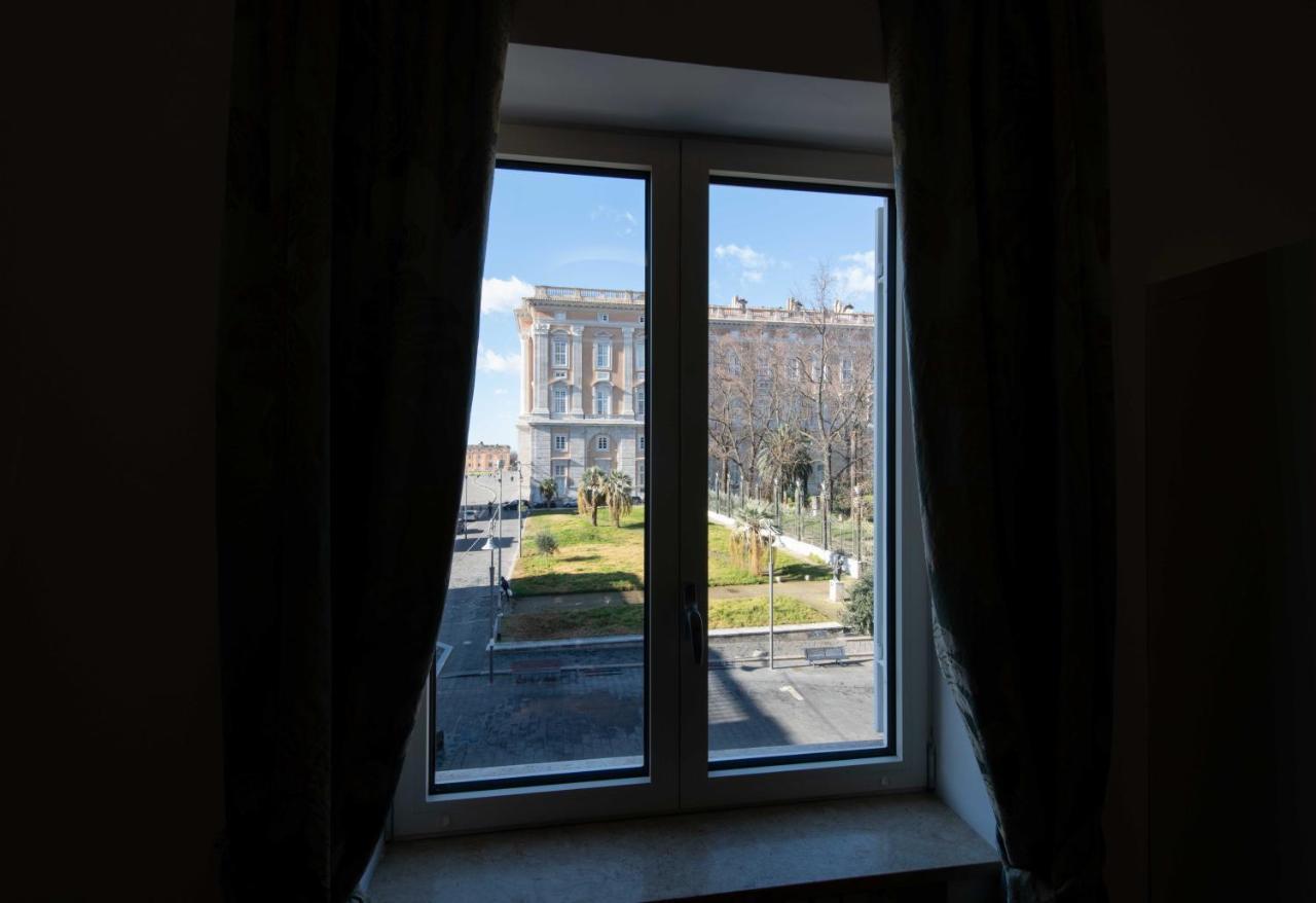 L'Insolita Reggia Καζέρτα Εξωτερικό φωτογραφία
