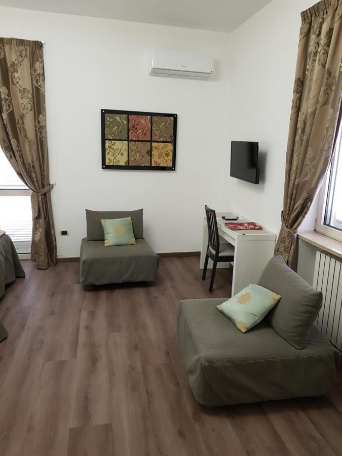 L'Insolita Reggia Καζέρτα Εξωτερικό φωτογραφία