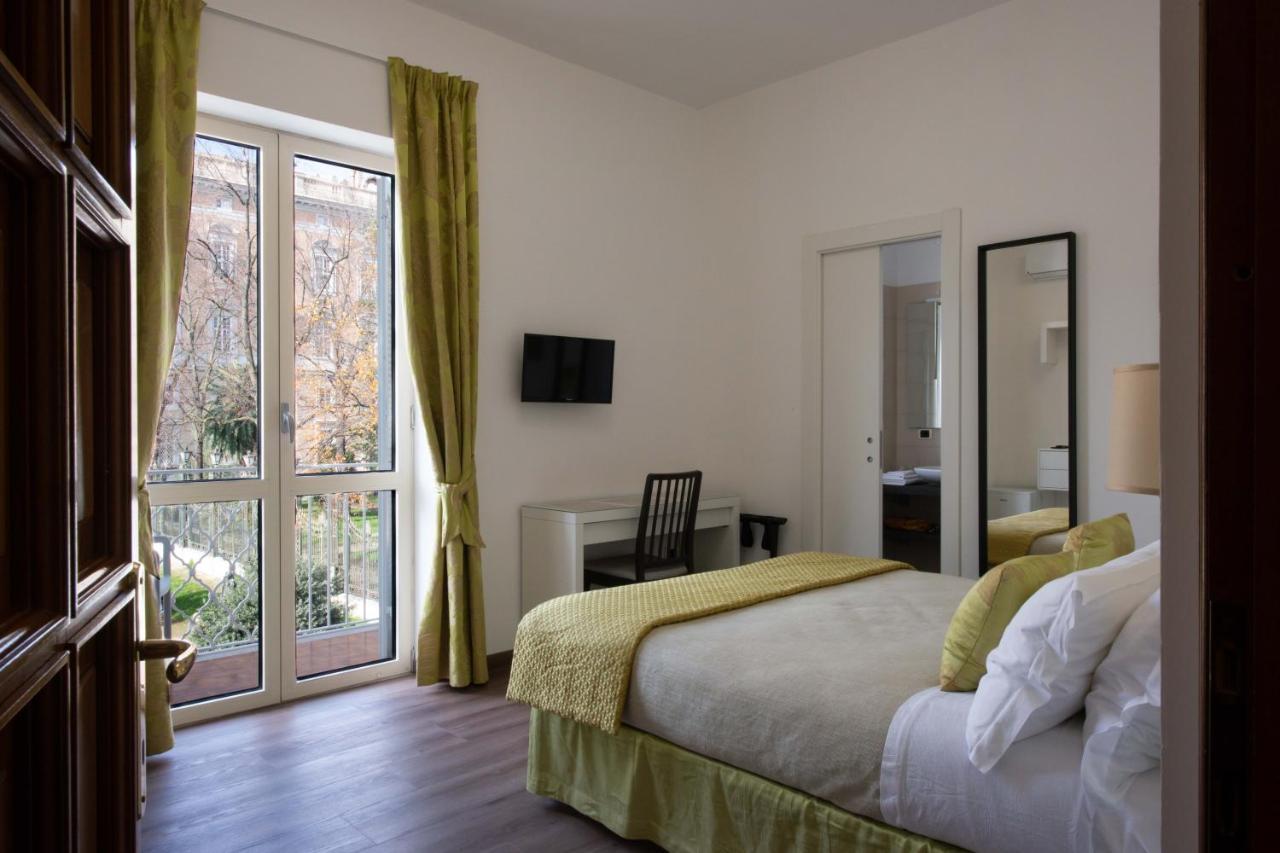 L'Insolita Reggia Καζέρτα Εξωτερικό φωτογραφία